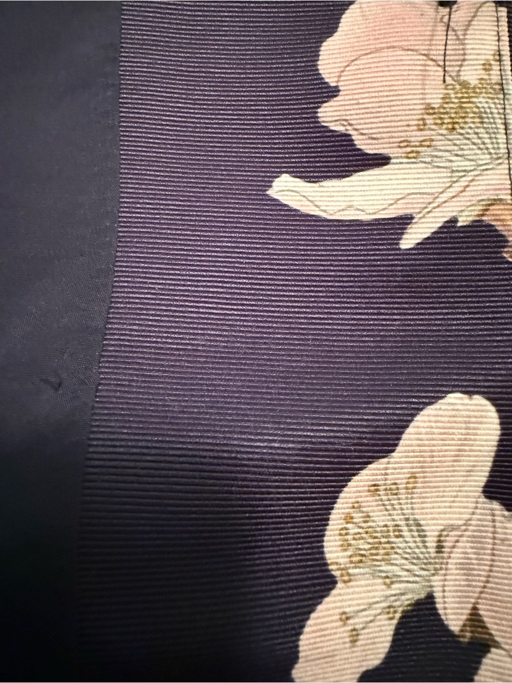 Epee From Paris - French Black Floral Textured Satin Oversized Long Blazer/Coat - Picture 8 of 16
